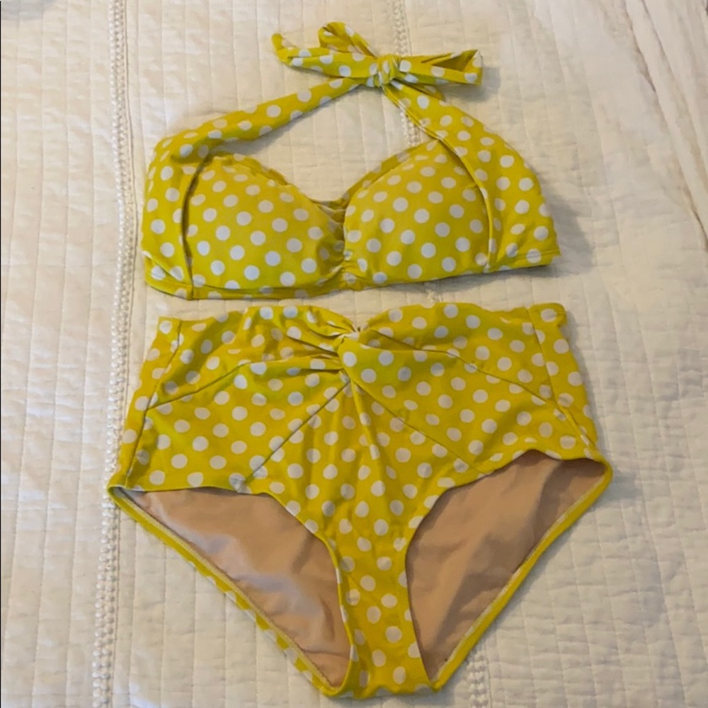 Yellow Polka Dot Bikini✨